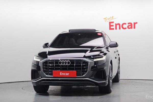 2020 Audi Q8 с пробегом 69 616 км