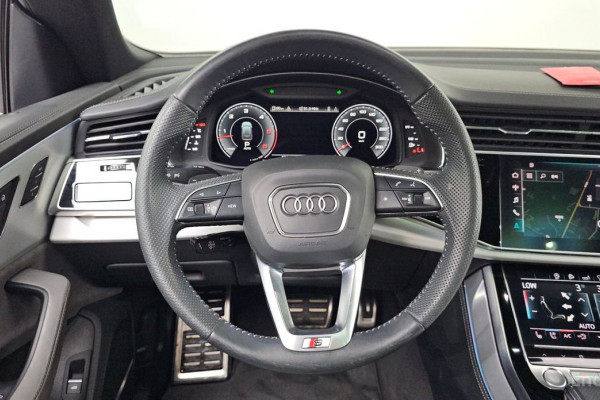 2020 Audi Q8 с пробегом 69 616 км