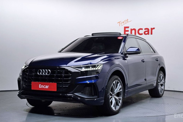 2021 Audi Q8 с пробегом 111 384 км