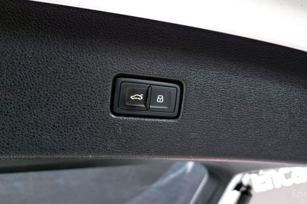 2021 Audi Q8 с пробегом 169 228 км