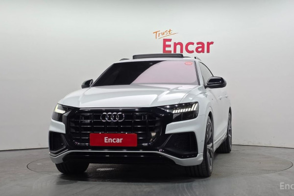 2021 Audi Q8 с пробегом 67 071 км