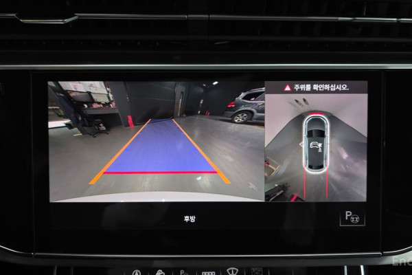 2021 Audi Q8 с пробегом 67 071 км