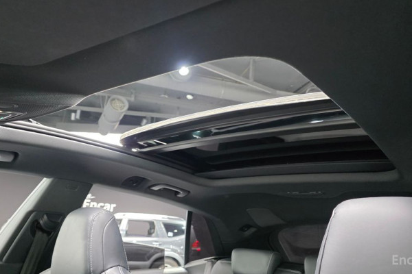 2021 Audi Q8 с пробегом 67 071 км