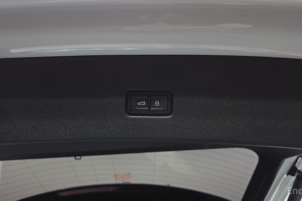 2021 Audi Q8 с пробегом 67 071 км