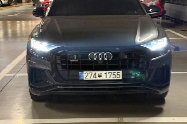 2021 Audi Q8 с пробегом 37 500 км