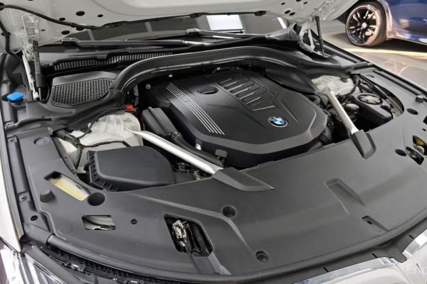 2021 BMW 6 серии с пробегом 48 706 км