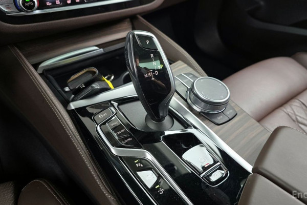 2021 BMW 6 серии с пробегом 48 706 км