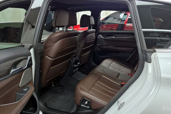 2021 BMW 6 серии с пробегом 48 706 км