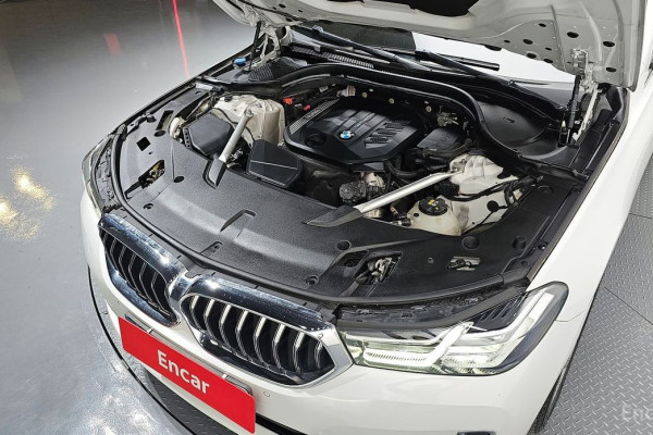 2022 BMW 6 серии с пробегом 77 889 км