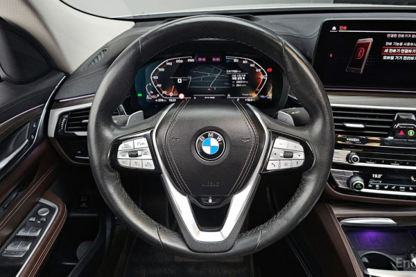 2022 BMW 6 серии с пробегом 77 889 км