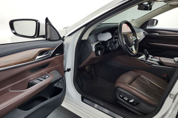 2023 BMW 6 серии с пробегом 64 380 км