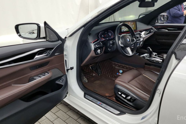 2023 BMW 6 серии с пробегом 99 890 км