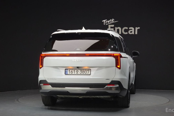 2024 Kia Carnival с пробегом 43 131 км