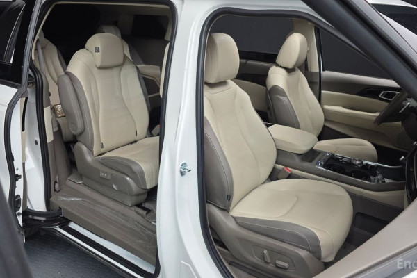 2024 Kia Carnival с пробегом 43 131 км