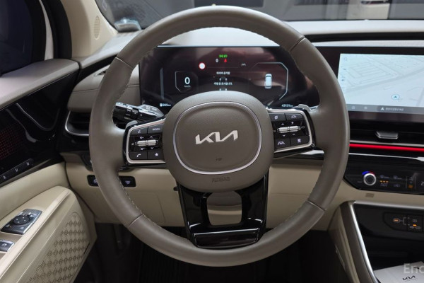 2024 Kia Carnival с пробегом 43 131 км