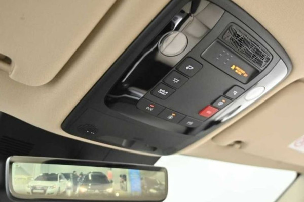 2024 Kia Carnival с пробегом 32 000 км