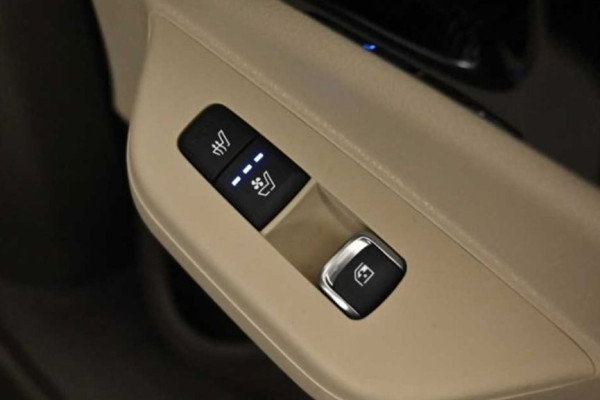 2024 Kia Carnival с пробегом 32 000 км