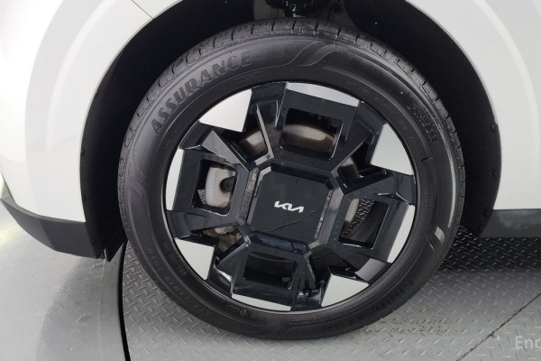 2024 Kia Carnival с пробегом 35 589 км