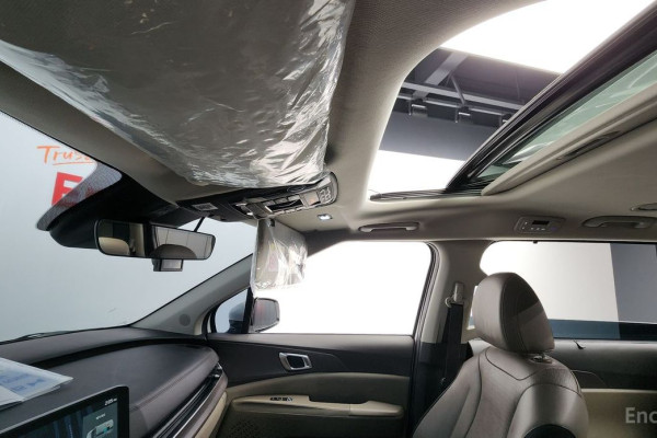 2024 Kia Carnival с пробегом 35 589 км