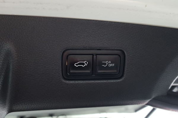 2024 Kia Carnival с пробегом 35 589 км