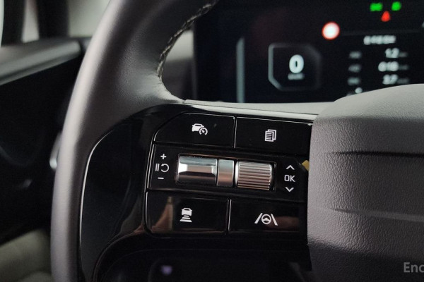 2024 Kia Carnival с пробегом 12 432 км