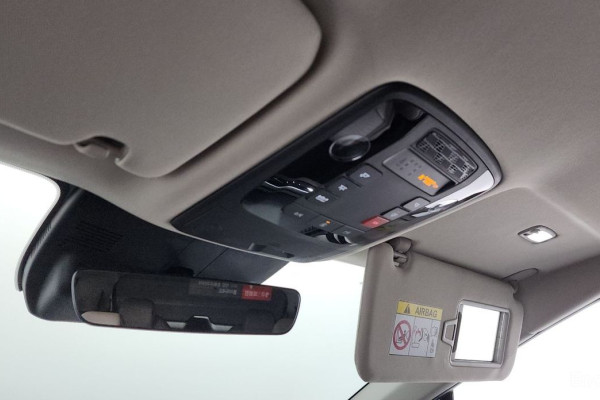 2024 Kia Carnival с пробегом 12 432 км