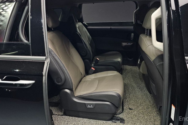 2024 Kia Carnival с пробегом 47 603 км