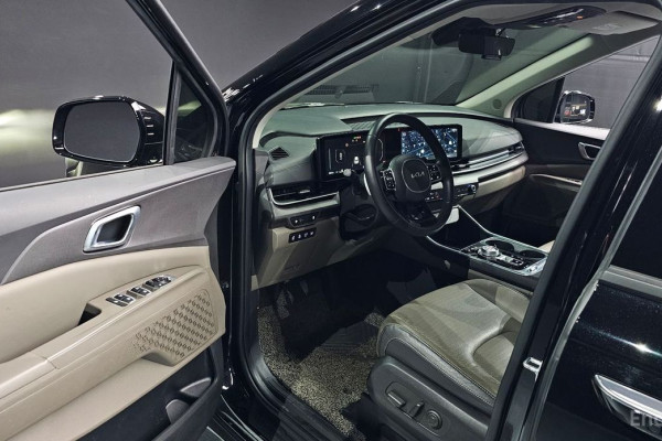 2024 Kia Carnival с пробегом 47 603 км