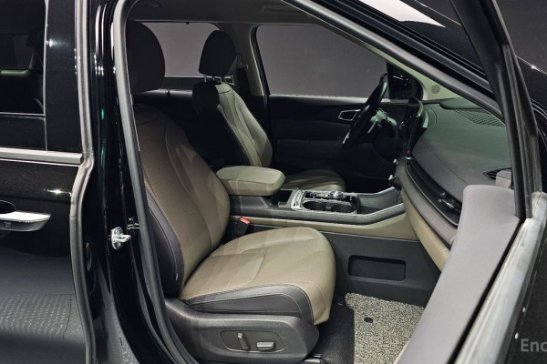 2024 Kia Carnival с пробегом 47 603 км