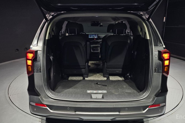 2024 Kia Carnival с пробегом 47 603 км