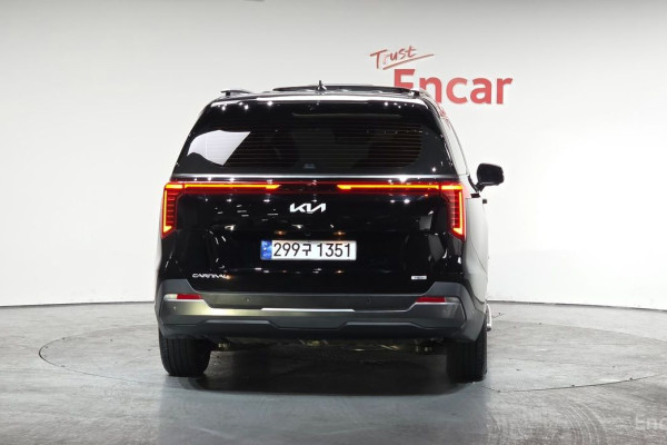 2024 Kia Carnival с пробегом 26 308 км