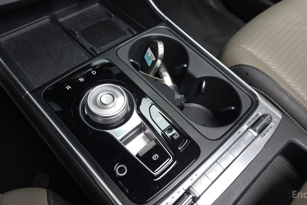 2024 Kia Carnival с пробегом 26 308 км