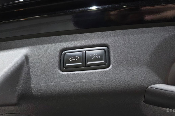 2024 Kia Carnival с пробегом 26 308 км