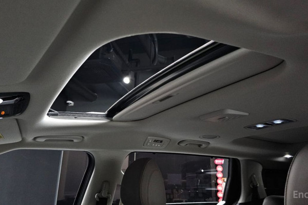 2024 Kia Carnival с пробегом 18 722 км