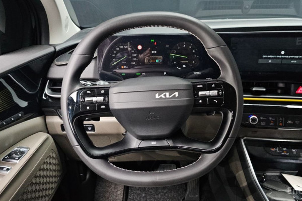 2024 Kia Carnival с пробегом 18 722 км