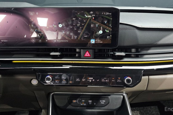 2024 Kia Carnival с пробегом 18 722 км