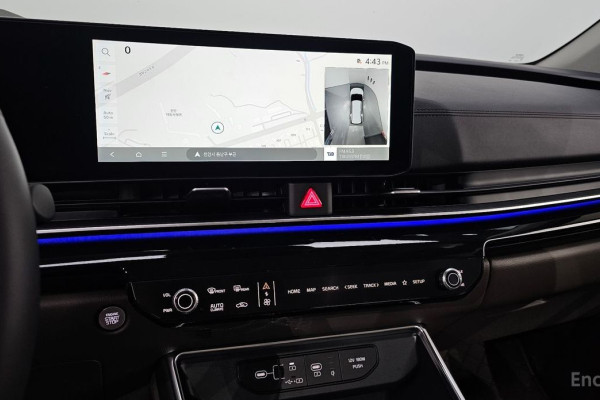 2025 Kia Carnival с пробегом 5 748 км