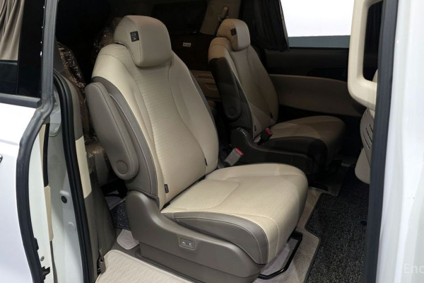 2024 Kia Carnival с пробегом 41 201 км