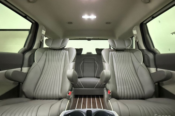 2026 Kia Carnival с пробегом 21 км