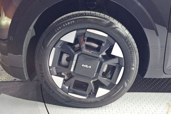 2024 Kia Carnival с пробегом 38 389 км