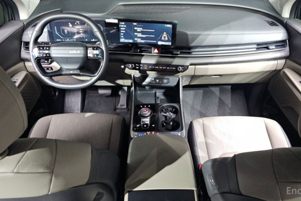 2024 Kia Carnival с пробегом 38 389 км