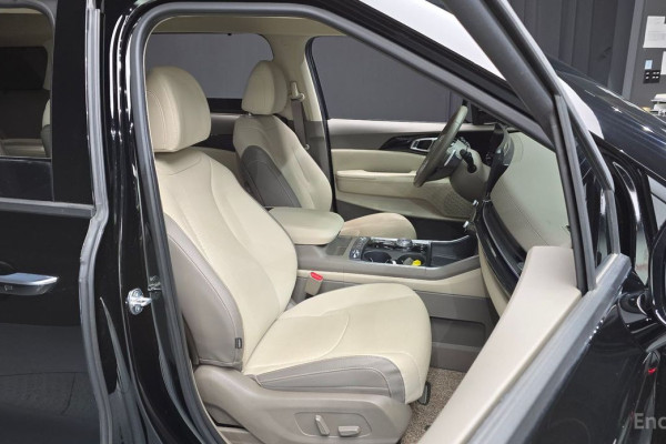 2024 Kia Carnival с пробегом 46 605 км