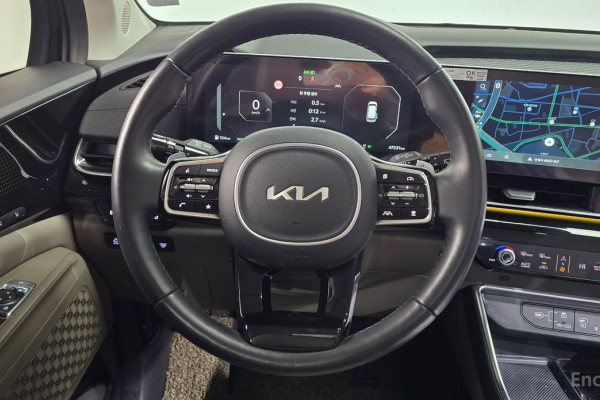 2024 Kia Carnival с пробегом 47 231 км