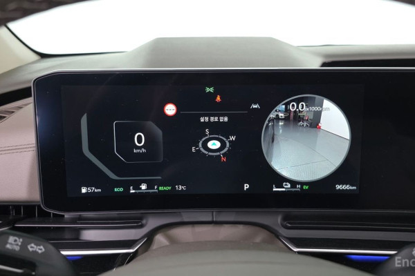 2025 Kia Carnival с пробегом 9 666 км