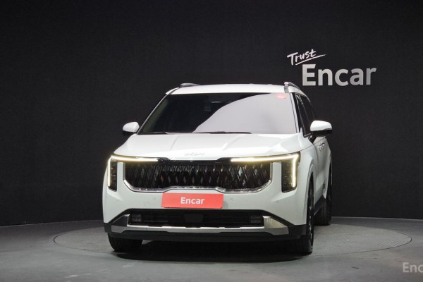 2025 Kia Carnival с пробегом 11 404 км