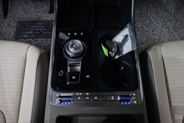 2025 Kia Carnival с пробегом 11 404 км