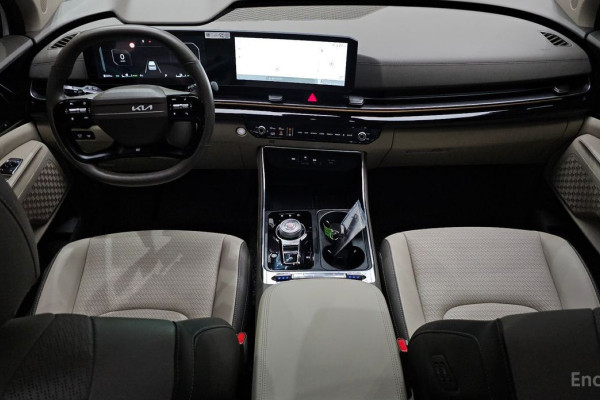 2025 Kia Carnival с пробегом 11 404 км