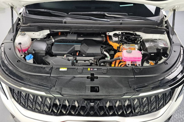 2024 Kia Carnival с пробегом 50 694 км