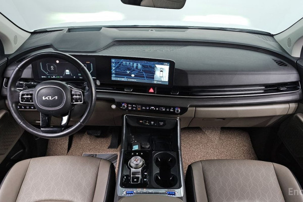 2024 Kia Carnival с пробегом 50 694 км