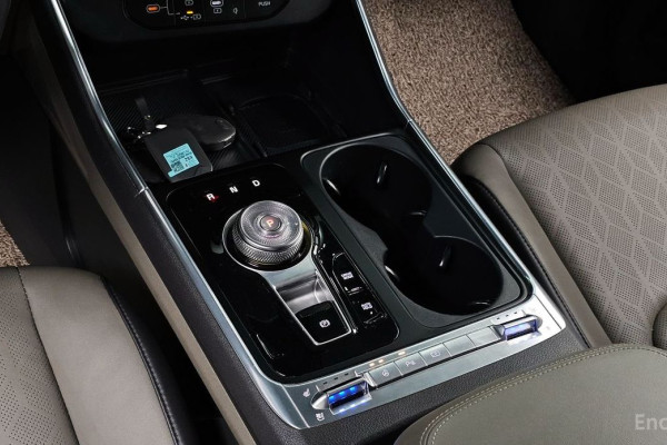 2024 Kia Carnival с пробегом 50 694 км